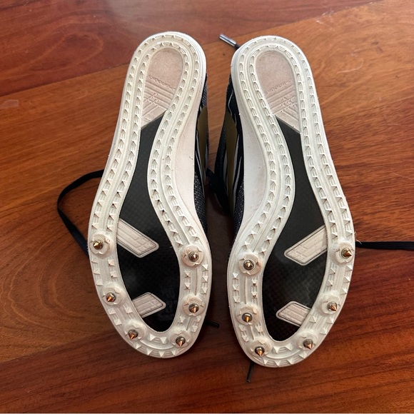 Brooks Speed Neutral Spikes - Picture 3 of 6